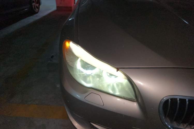 Used BMW 5 Series 2012 530Li Leading Model Right Front Headlight