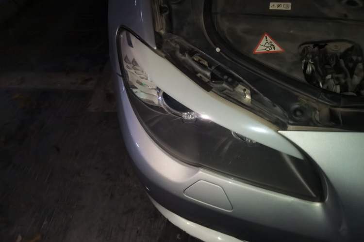 Used BMW 5 Series 2012 520Li Elegant Edition Right Front Headlight