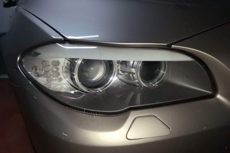 Used BMW 5 Series 2012 523Li Luxury Model Right Front Headlight