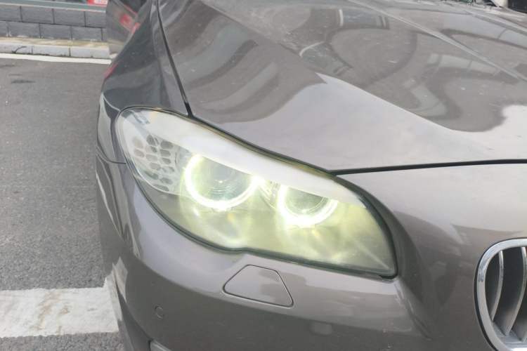 Used BMW 5 Series 2012 523Li Luxury Model Right Front Headlight