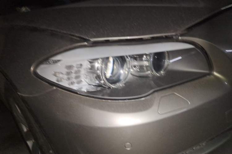 Used BMW 5 Series 2012 520Li Elegant Edition Right Front Headlight