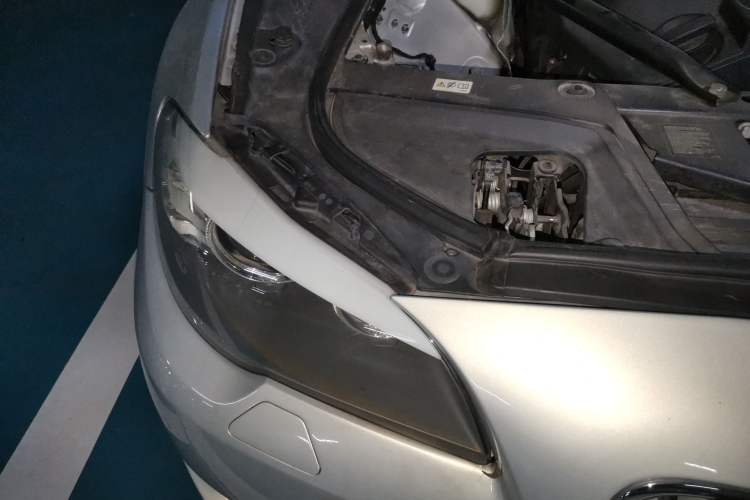 Used BMW 5 Series 2012 535Li Leading Model Right Front Headlight