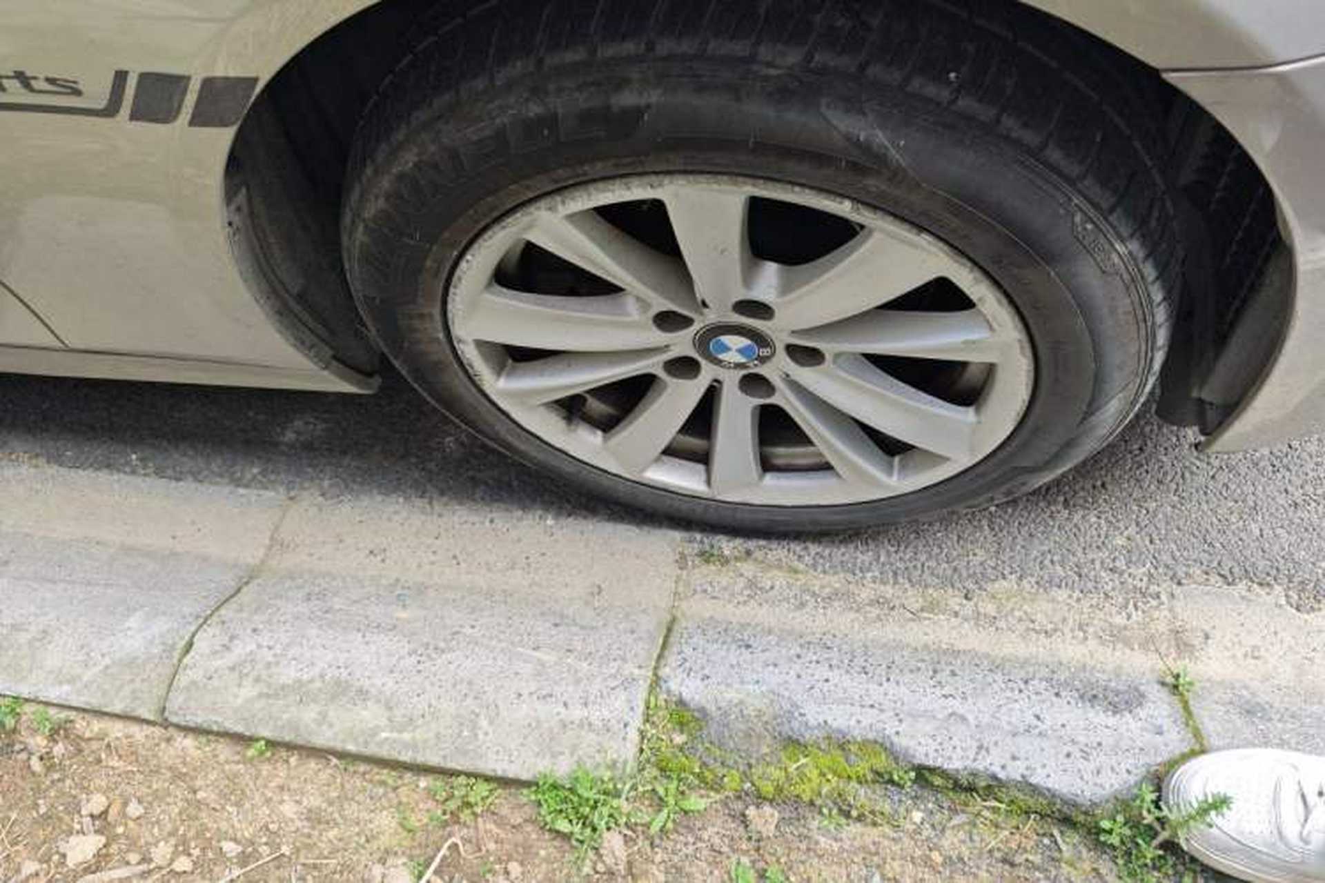 Used BMW 5 Series 2012 523Li Luxury Model Right Front Wheel Hub