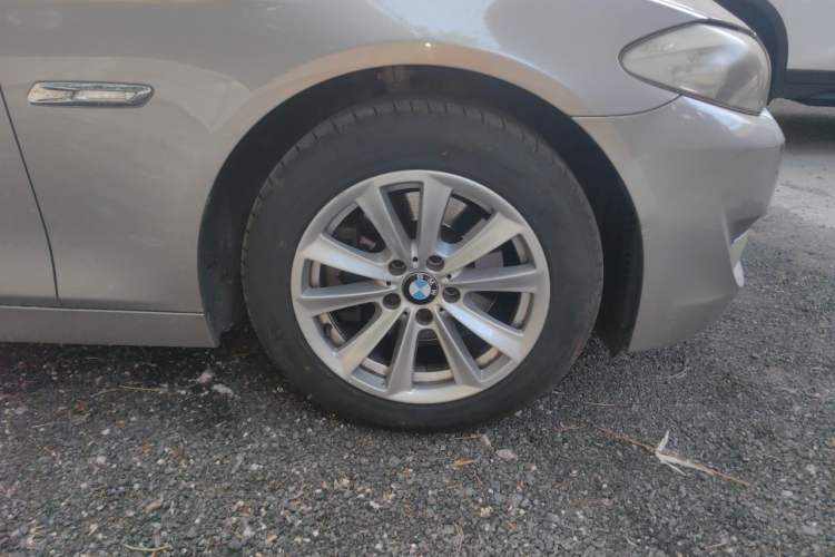 Used BMW 5 Series 2012 523Li Luxury Model Right Front Wheel Hub