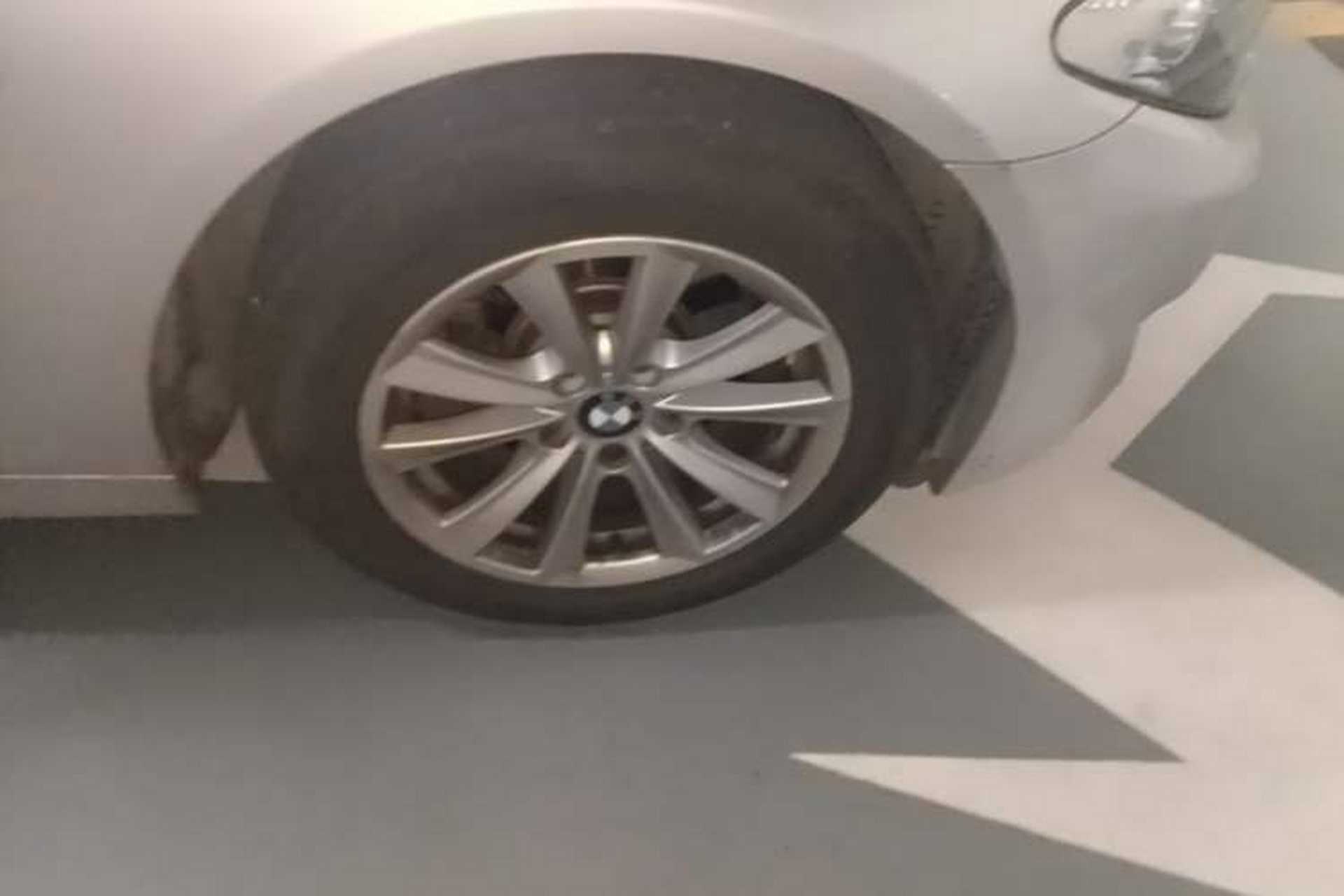 Used BMW 5 Series 2012 523Li Luxury Model Right Front Wheel Hub