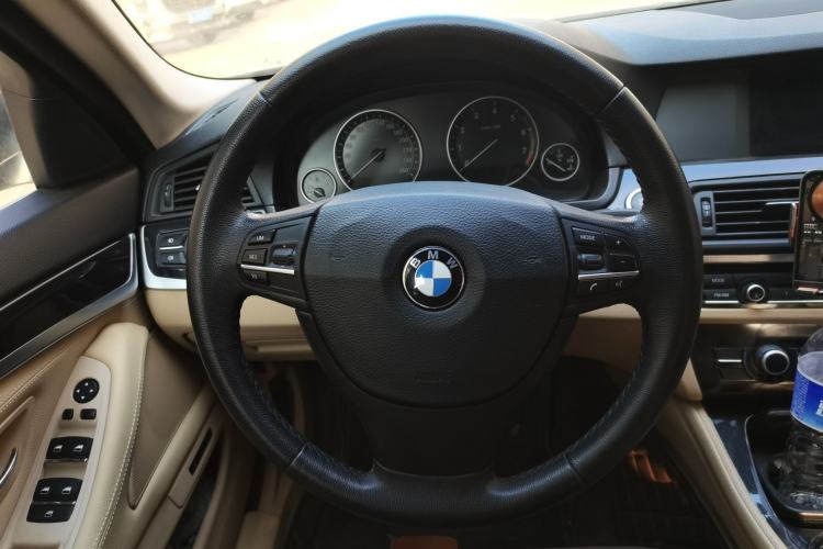 Used BMW 5 Series 2012 520Li Elegant Edition Steering Wheel