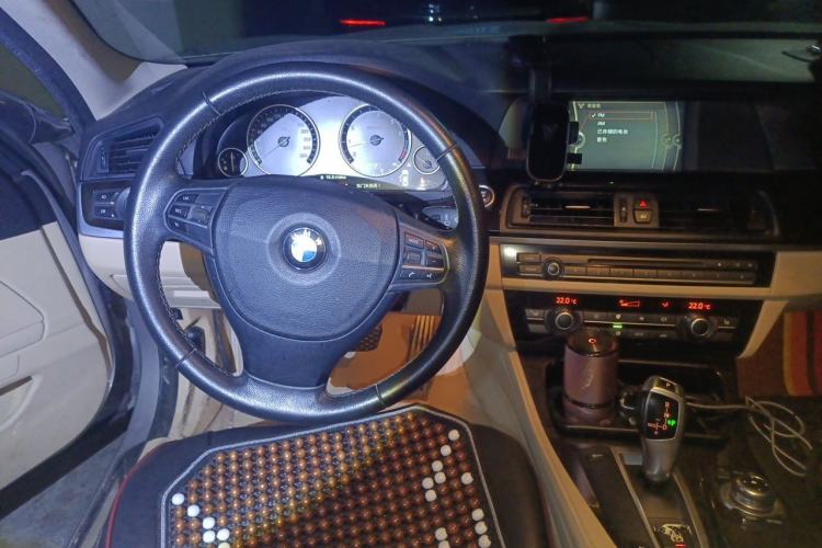 Used BMW 5 Series 2012 523Li Leading Model Steering Wheel