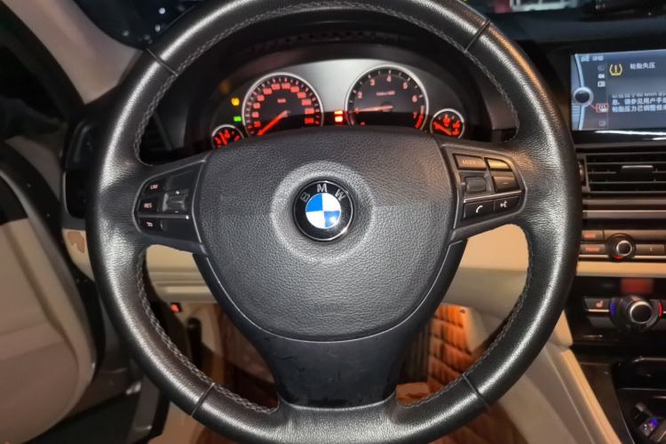 Used BMW 5 Series 2012 523Li Luxury Model Steering Wheel