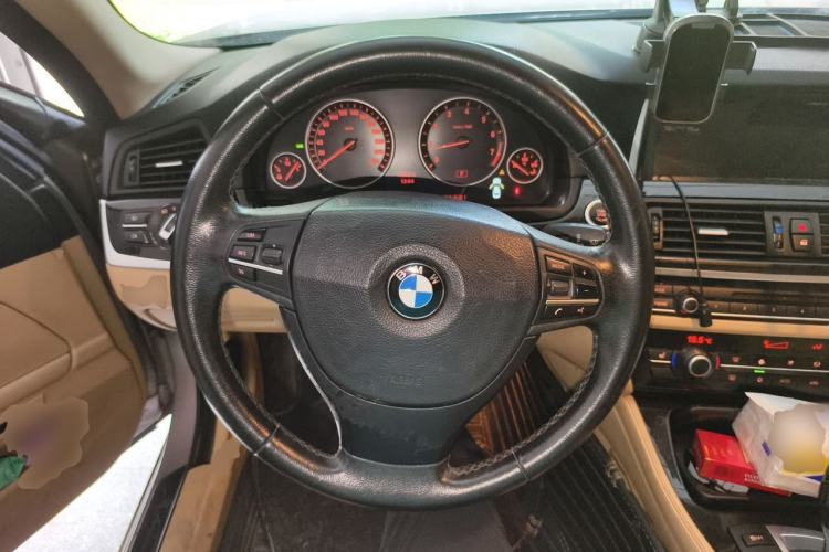 Used BMW 5 Series 2012 523Li Leading Model Steering Wheel