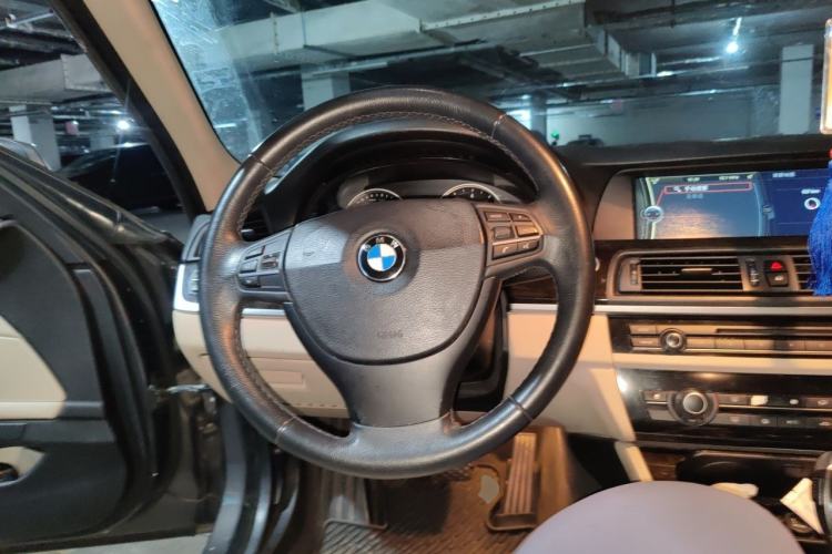 Used BMW 5 Series 2012 523Li Luxury Model Steering Wheel