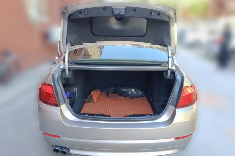 Used BMW 5 Series 2012 523Li Leading Model Trunk