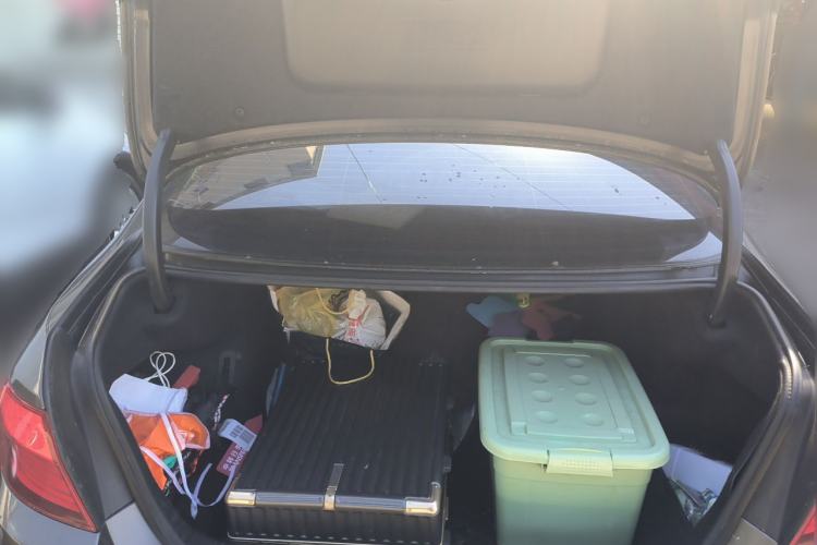 Used BMW 5 Series 2012 523Li Leading Model Trunk
