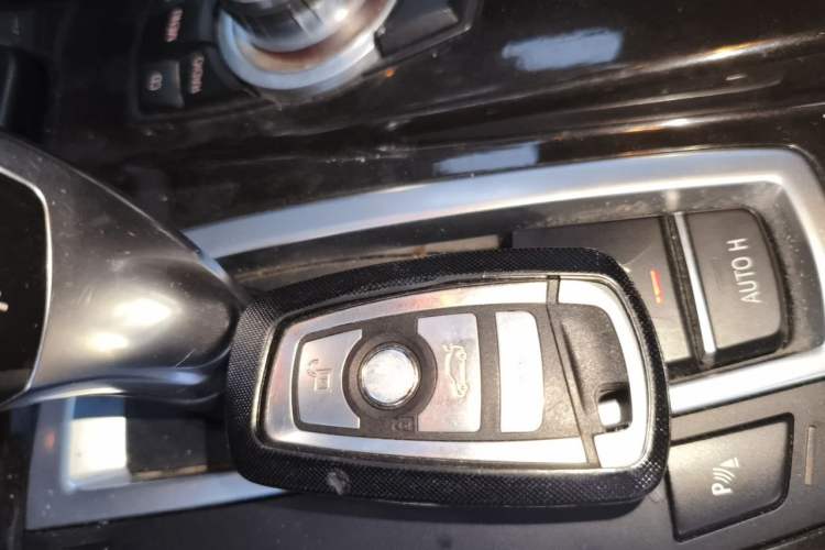 Used BMW 5 Series 2012 523Li Luxury Model Vehicle Key