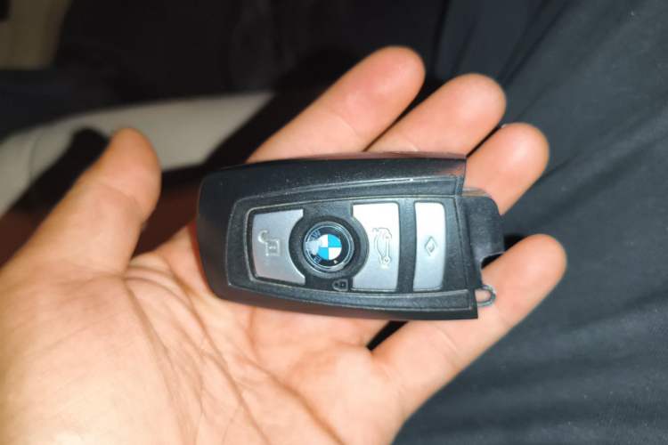 Used BMW 5 Series 2012 523Li Leading Model Vehicle Key