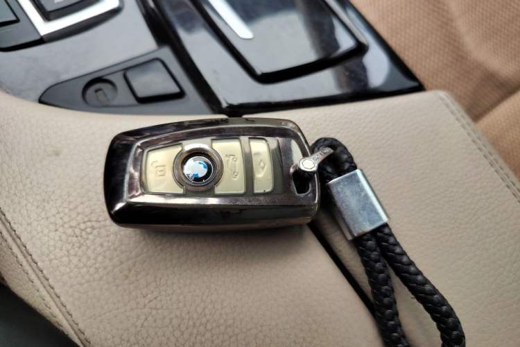 Used BMW 5 Series 2012 523Li Luxury Model Vehicle Key