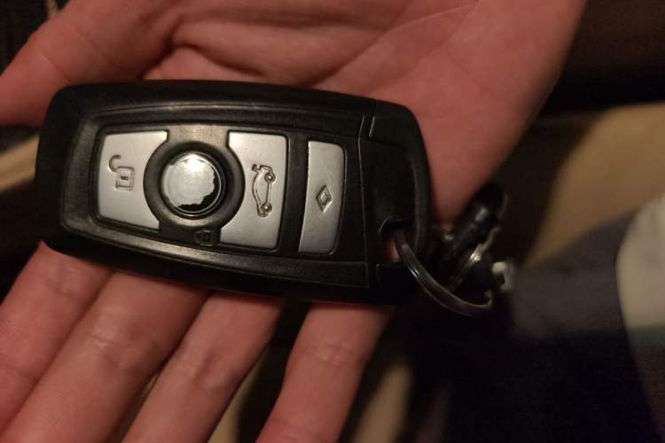 Used BMW 5 Series 2012 530Li Leading Model Vehicle Key
