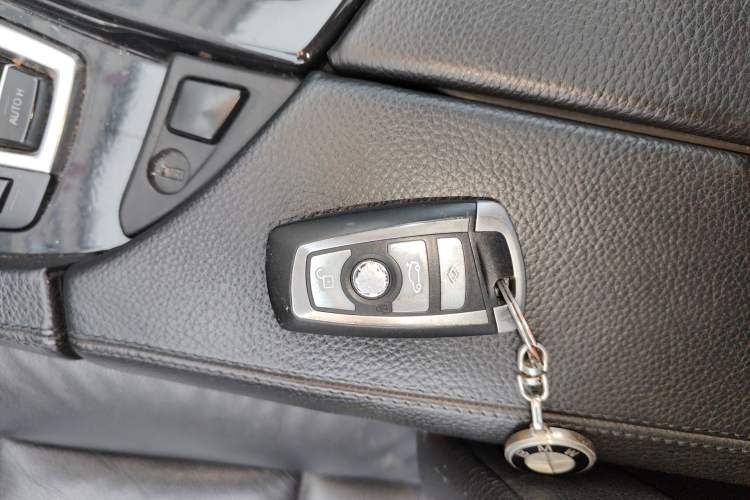 Used BMW 5 Series 2012 520Li Elegant Edition Vehicle Key