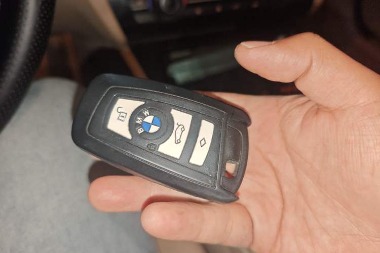 Used BMW 5 Series 2012 523Li Leading Model Vehicle Key