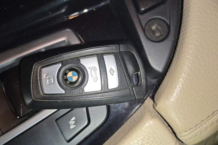 Used BMW 5 Series 2012 520Li Elegant Edition Vehicle Key