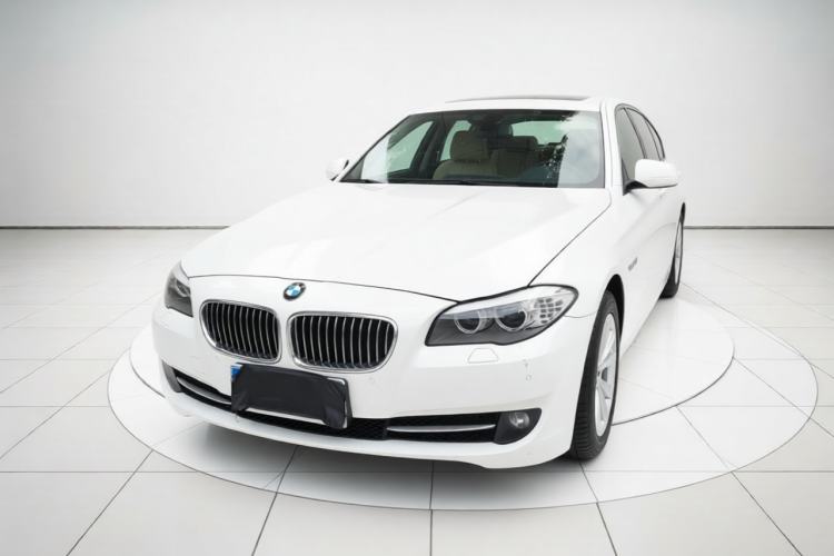 Używany BMW 5 Series 2012 523Li Leading Model Guazi used car, China used car export, Used car for sale, Used  cars, Cheapest cars for sale