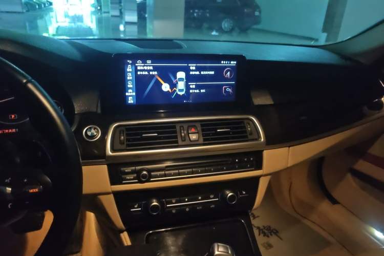 Used BMW 5 Series 2012 523Li Luxury Model Audio And AC Panel