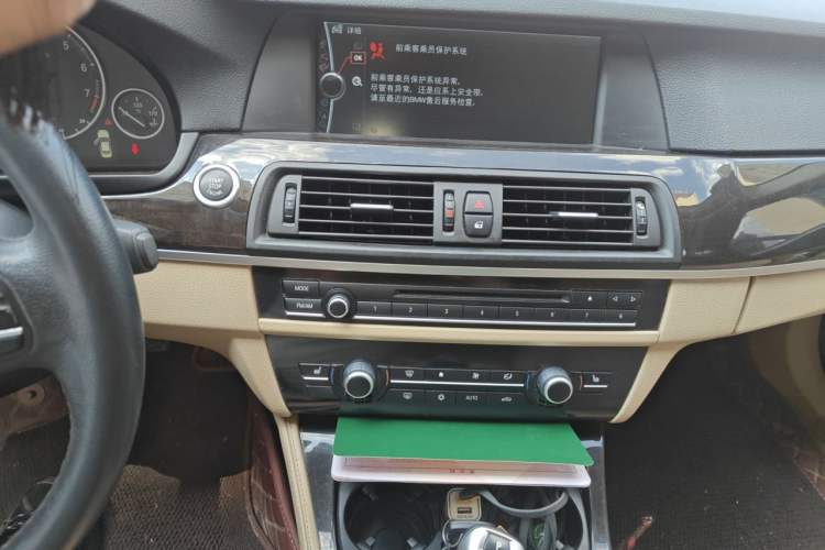 Used BMW 5 Series 2012 523Li Luxury Model Audio And AC Panel