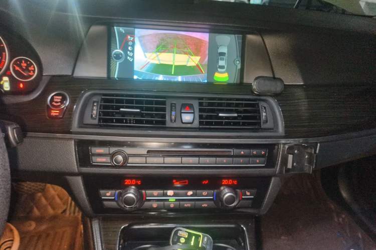 Used BMW 5 Series 2012 535Li Leading Model Audio And AC Panel