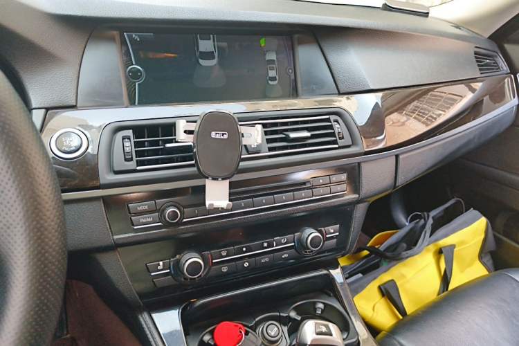 Used BMW 5 Series 2012 523Li Luxury Model Audio And AC Panel