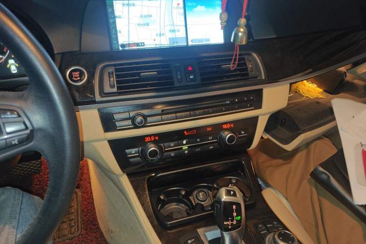 Used BMW 5 Series 2012 523Li Leading Model Audio And AC Panel