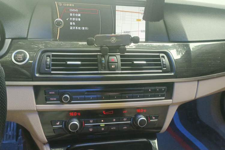 Used BMW 5 Series 2012 530Li Leading Model Audio And AC Panel
