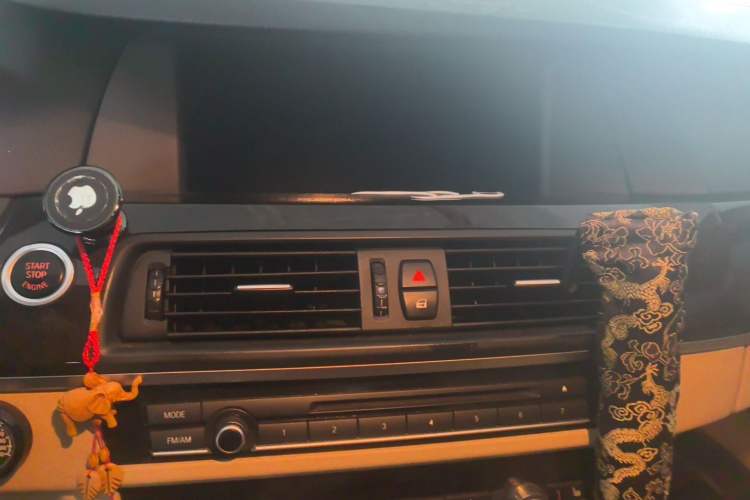 Used BMW 5 Series 2012 523Li Luxury Model Audio And AC Panel