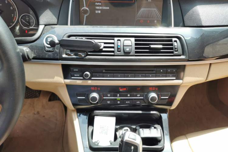 Used BMW 5 Series 2012 520Li Elegant Edition Audio And AC Panel