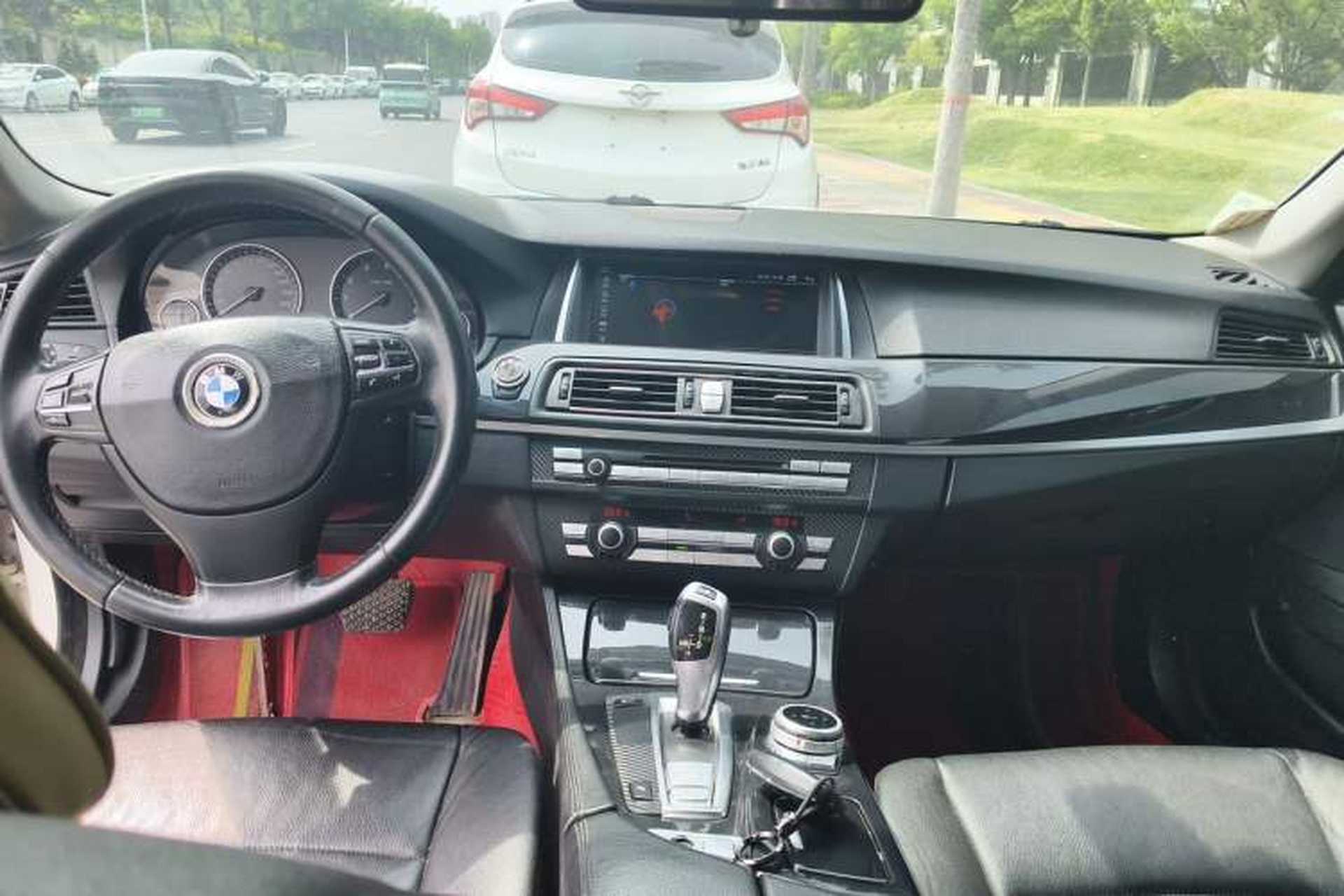 Used BMW 5 Series 2012 520Li Elegant Edition Center Console