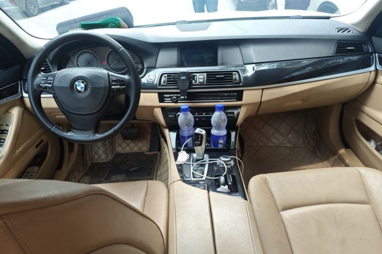Used BMW 5 Series 2012 520Li Elegant Edition Center Console