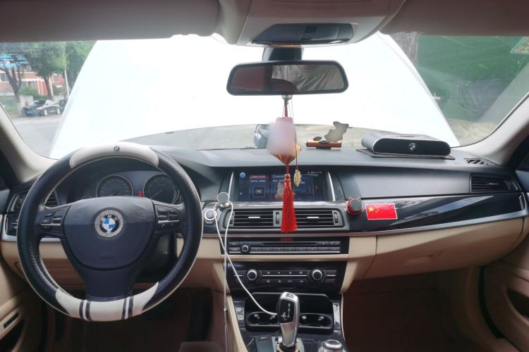 Used BMW 5 Series 2012 520Li Elegant Edition Center Console