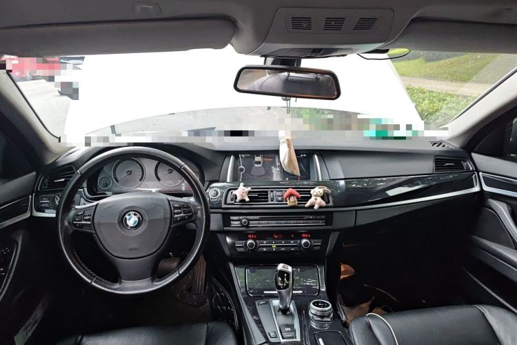Used BMW 5 Series 2012 520Li Elegant Edition Center Console