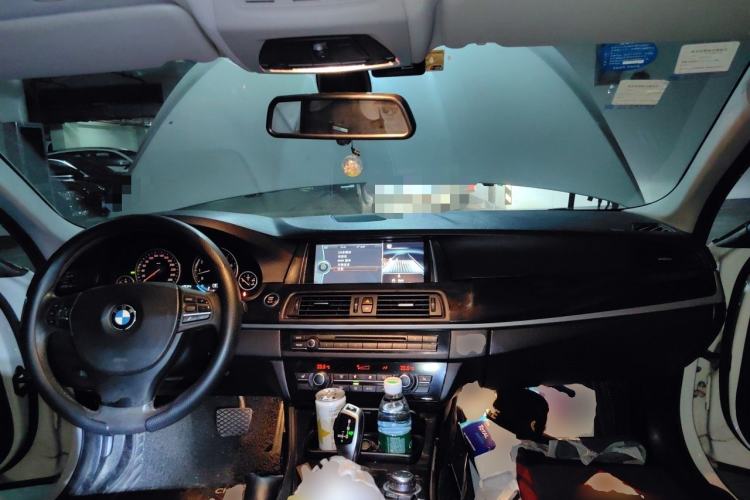 Used BMW 5 Series 2012 523Li Leading Model Center Console