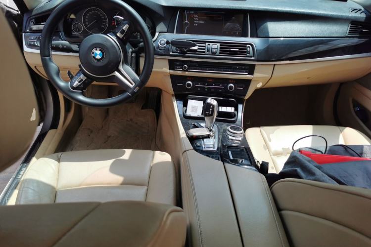 Used BMW 5 Series 2012 520Li Elegant Edition Center Console