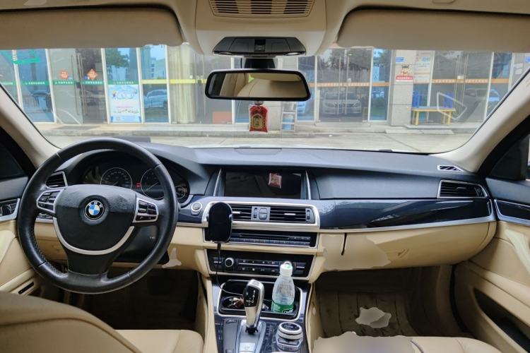 Used BMW 5 Series 2012 520Li Elegant Edition Center Console
