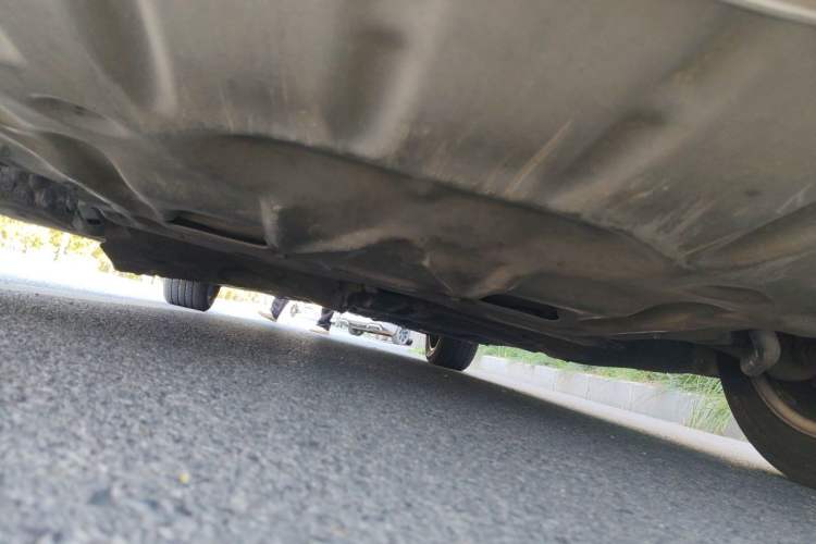 Used BMW 5 Series 2012 535Li Leading Model Chassis Front