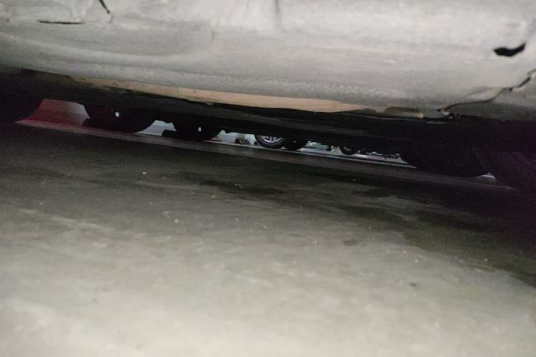Used BMW 5 Series 2012 530i Sport Touring Chassis Front Right