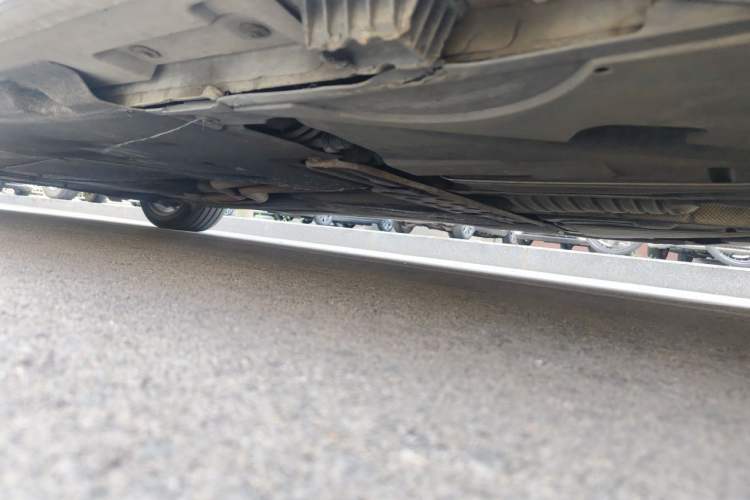 Used BMW 5 Series 2012 520Li Elegant Edition Chassis Rear Left