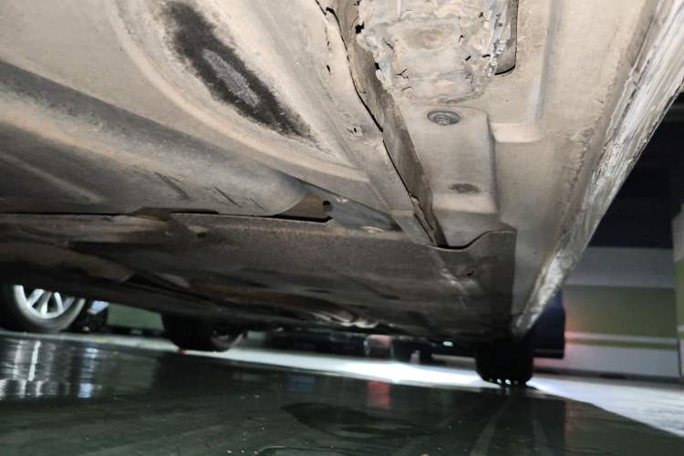 Used BMW 5 Series 2012 530Li Luxury Model Chassis Rear Right