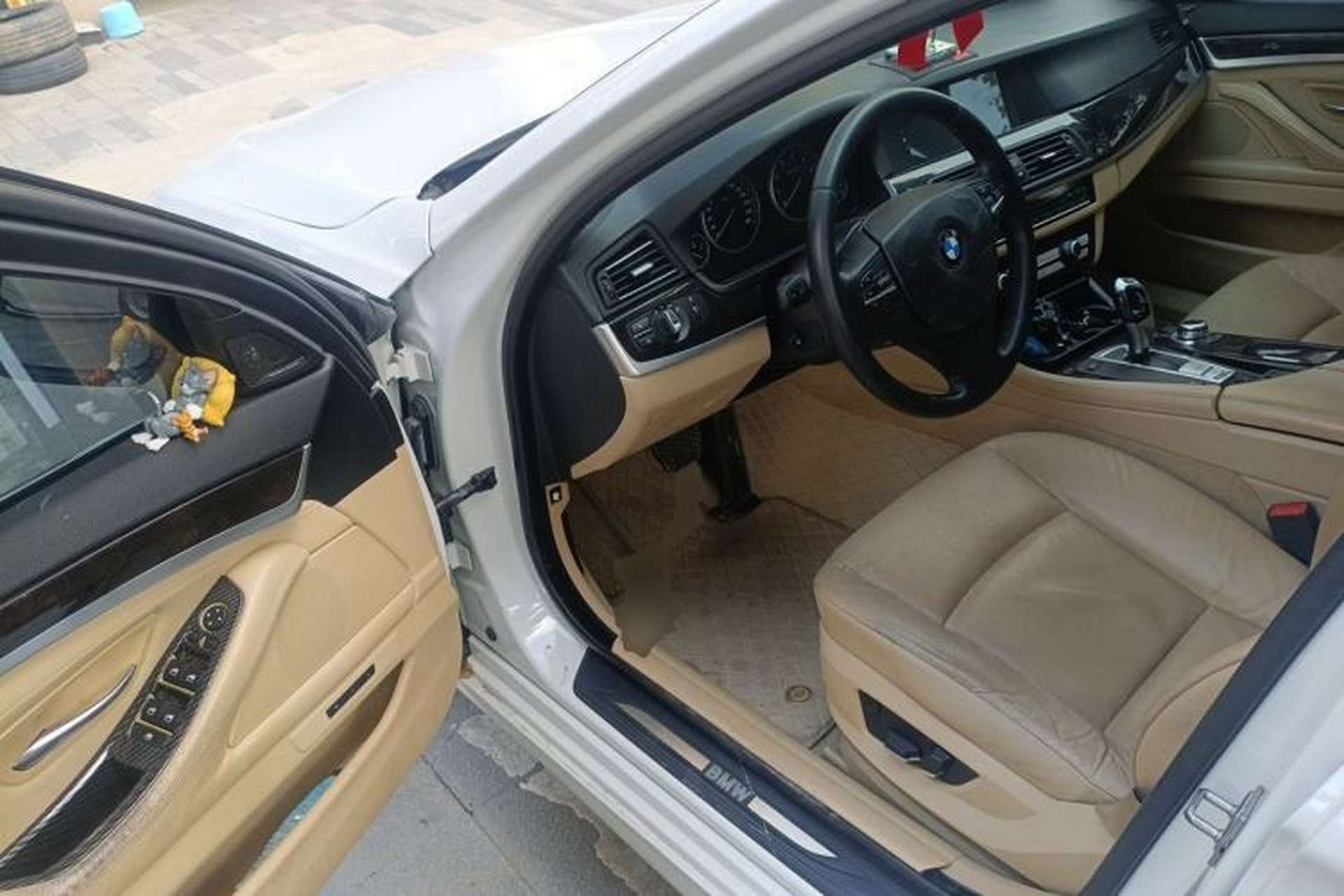 Used BMW 5 Series 2012 523Li Leading Model Driver Seat