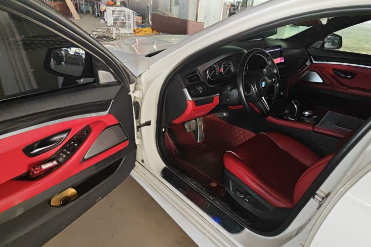Used BMW 5 Series 2012 535Li Leading Model Driver Seat
