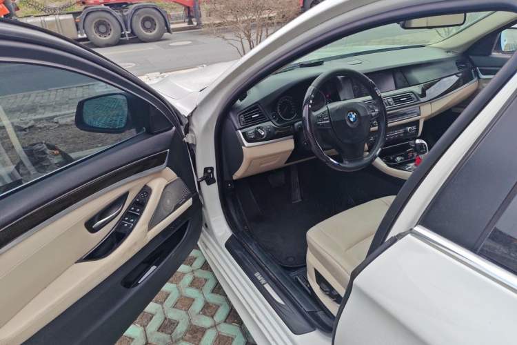 Used BMW 5 Series 2012 523Li Luxury Model Driver Seat