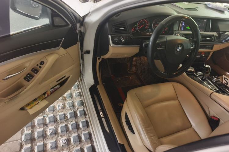 Used BMW 5 Series 2012 520Li Elegant Edition Driver Seat