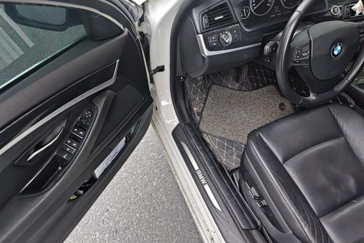 Used BMW 5 Series 2012 520Li Elegant Edition Driver Seat