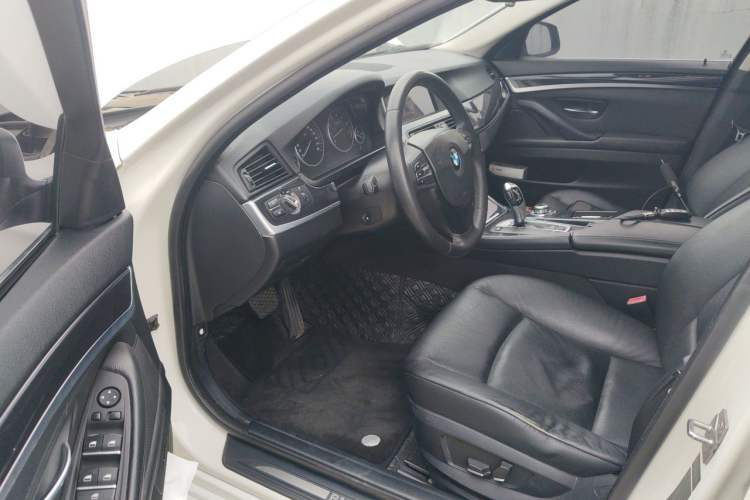 Used BMW 5 Series 2012 520Li Elegant Edition Driver Seat