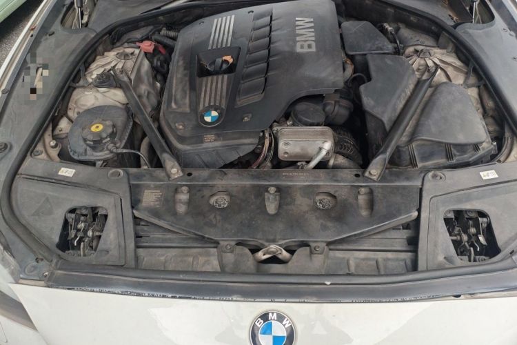 Used BMW 5 Series 2012 520Li Elegant Edition Engine Bay